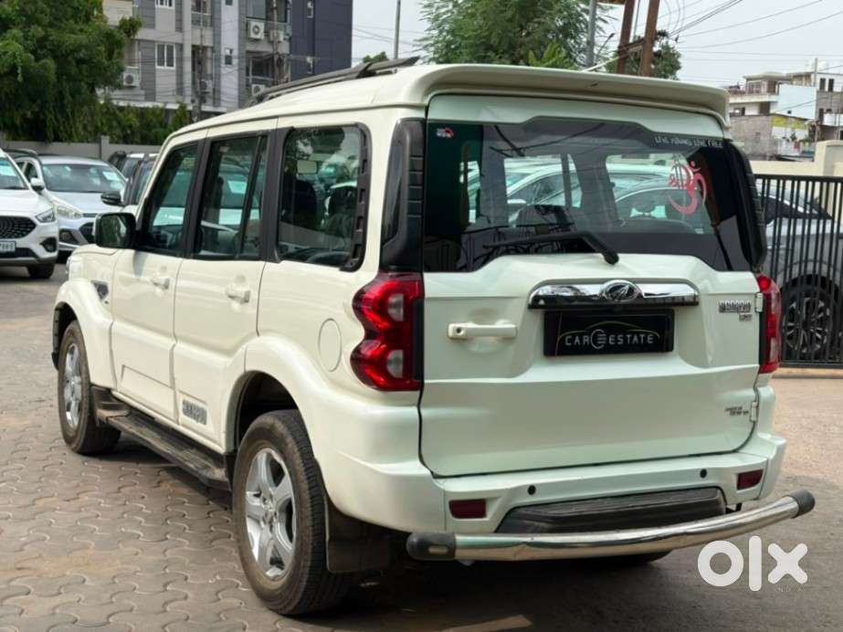 Mahindra Scorpio Classic 2.2 S 11 Mt 7 Str, 2021, Diesel