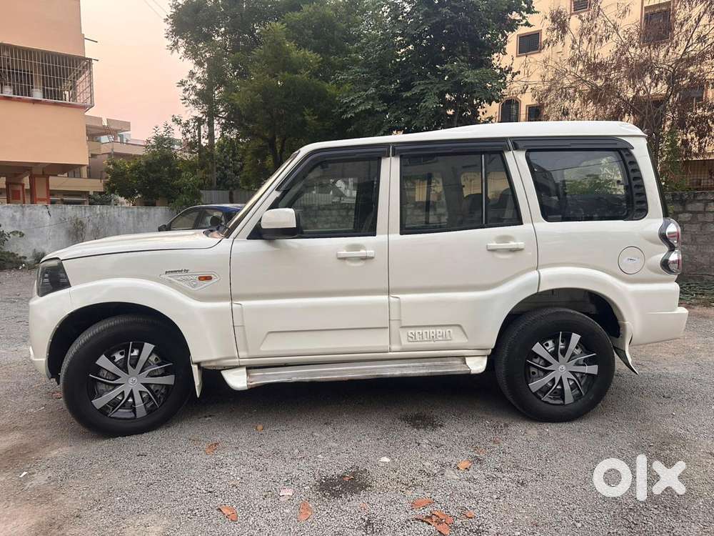 Mahindra Scorpio S6 Plus 8 Seater, 2016, Diesel