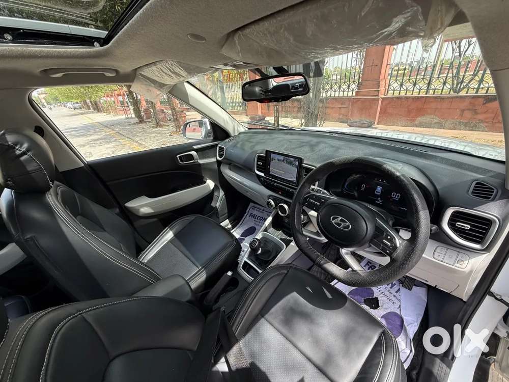 Hyundai Venue 1.0 Sx (o) Turbo Dct, 2024, Petrol
