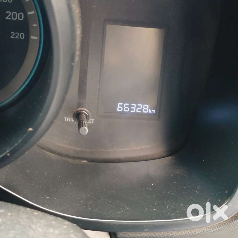 Hyundai Venue 2021 Petrol Manual 66000 Km