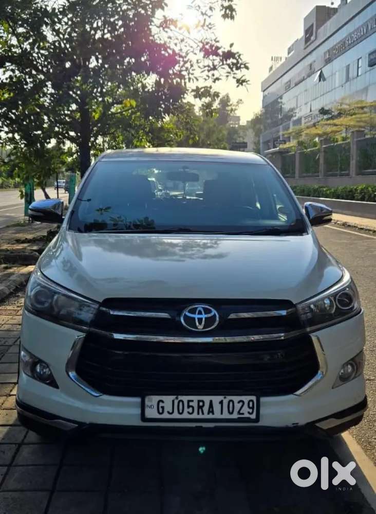 Toyota Innova Crysta 2018 Diesel 99500 Km Driven