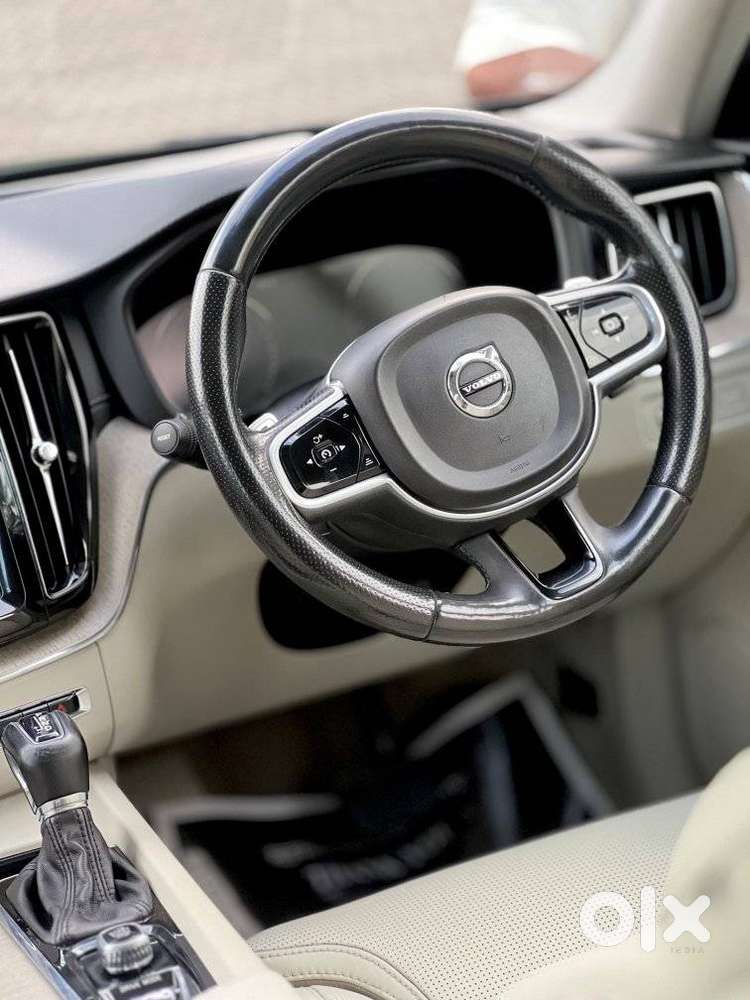 Volvo Xc60 D5 Awd Automatic, 2017, Diesel