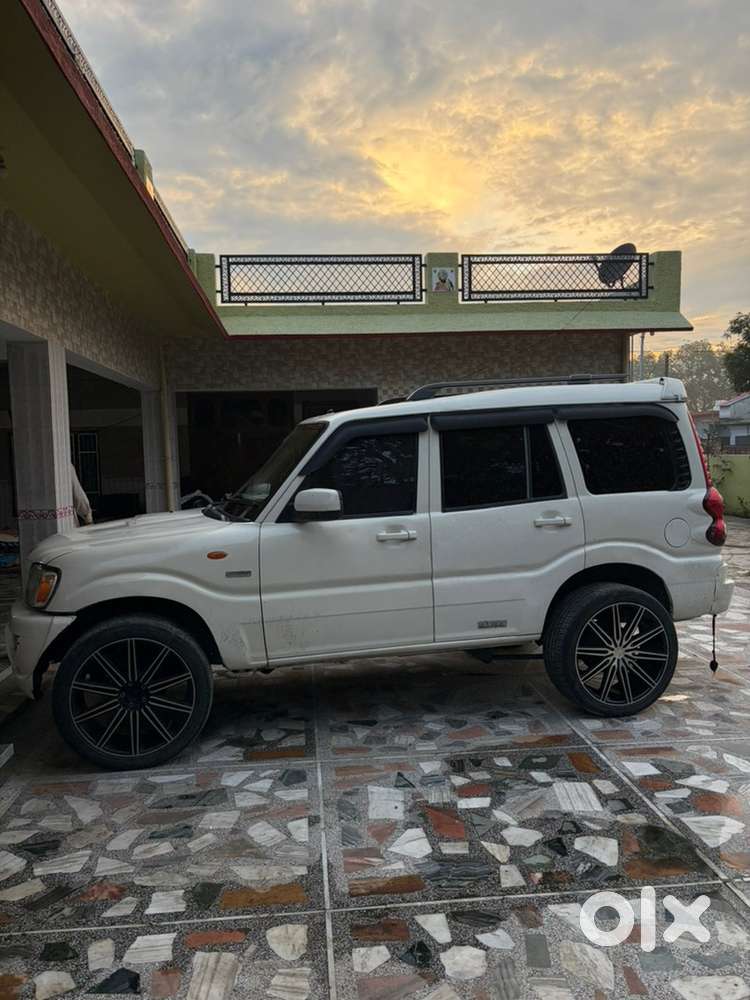 Mahindra Scorpio Diesel 2011