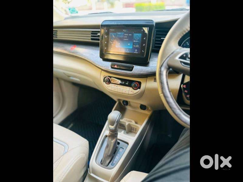 Maruti Suzuki Ertiga Zxi At Shvs, 2022, Petrol