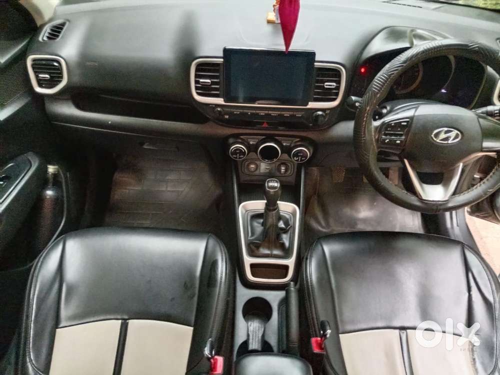 Hyundai Venue Sx Mt, 2021, Petrol