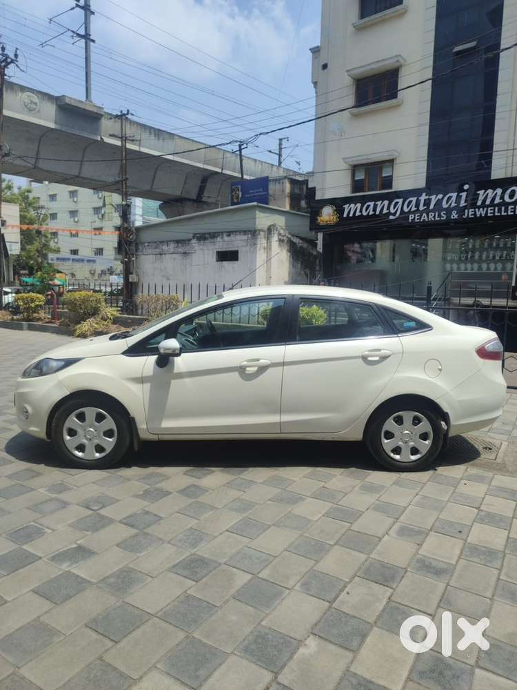 Ford Fiesta Petrol At 2013