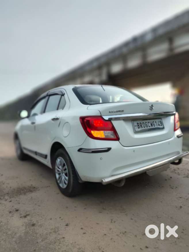 Maruti Suzuki Dzire 1.2 Vxi, 2022, Petrol