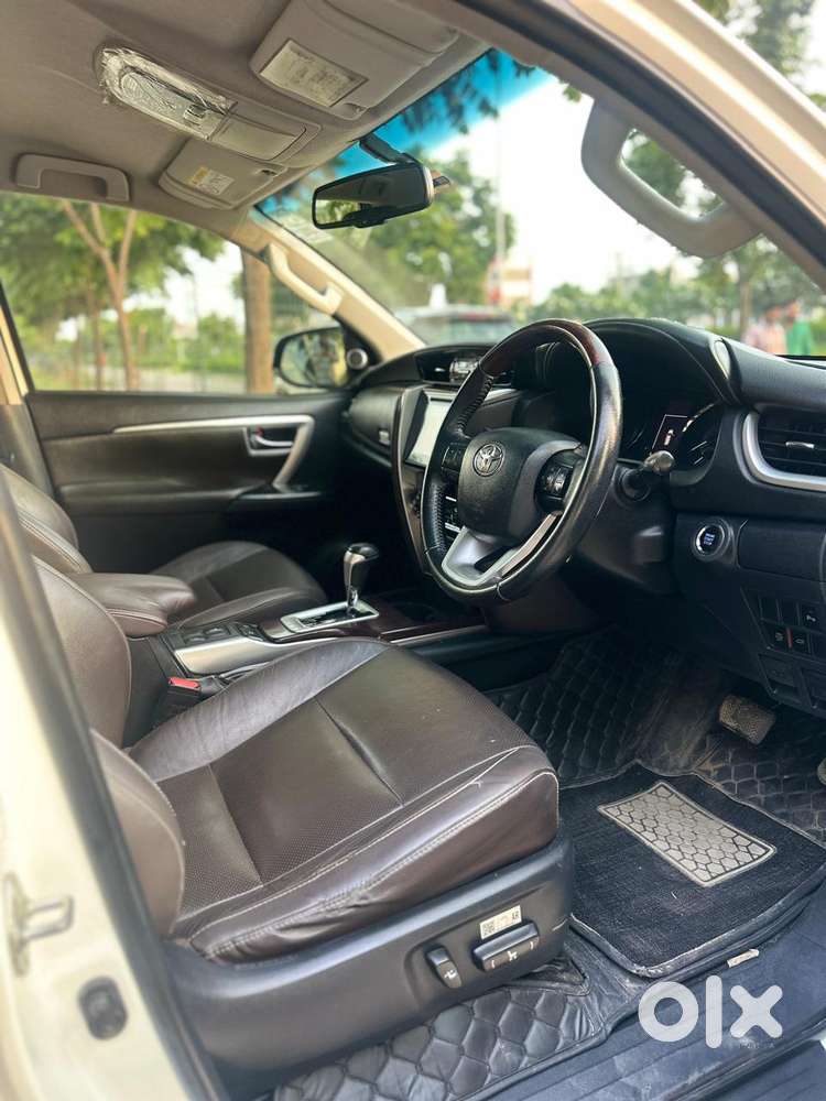 Toyota Fortuner 3.0 4x2 Automatic, 2019, Diesel