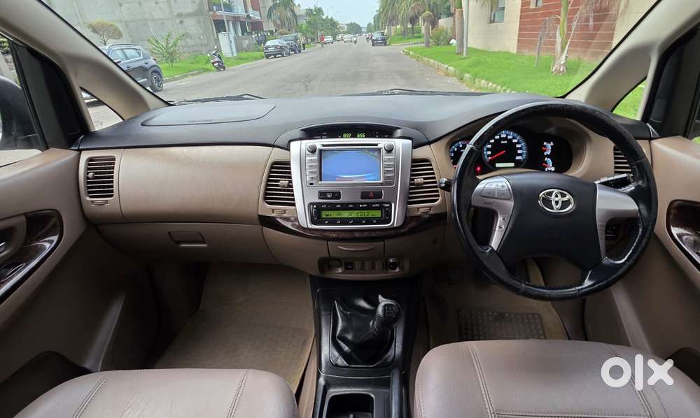 Toyota Innova 2.5 Vx 8 Str, 2015, Diesel