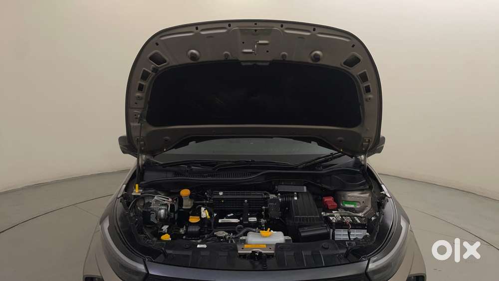 Tata Altroz Xe Petrol, 2025, Petrol