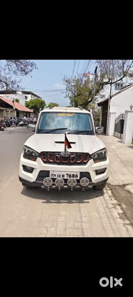 Mahindra Scorpio 2015