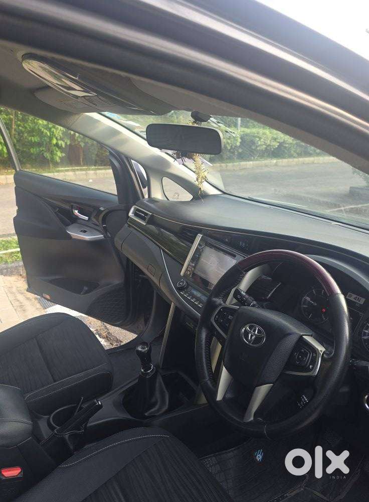 Toyota Innova Crysta 2.4 V, 2018, Diesel