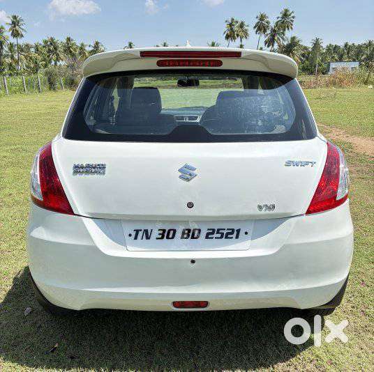 Maruti Suzuki Swift Vxi With Abs, 2015, Petrol
