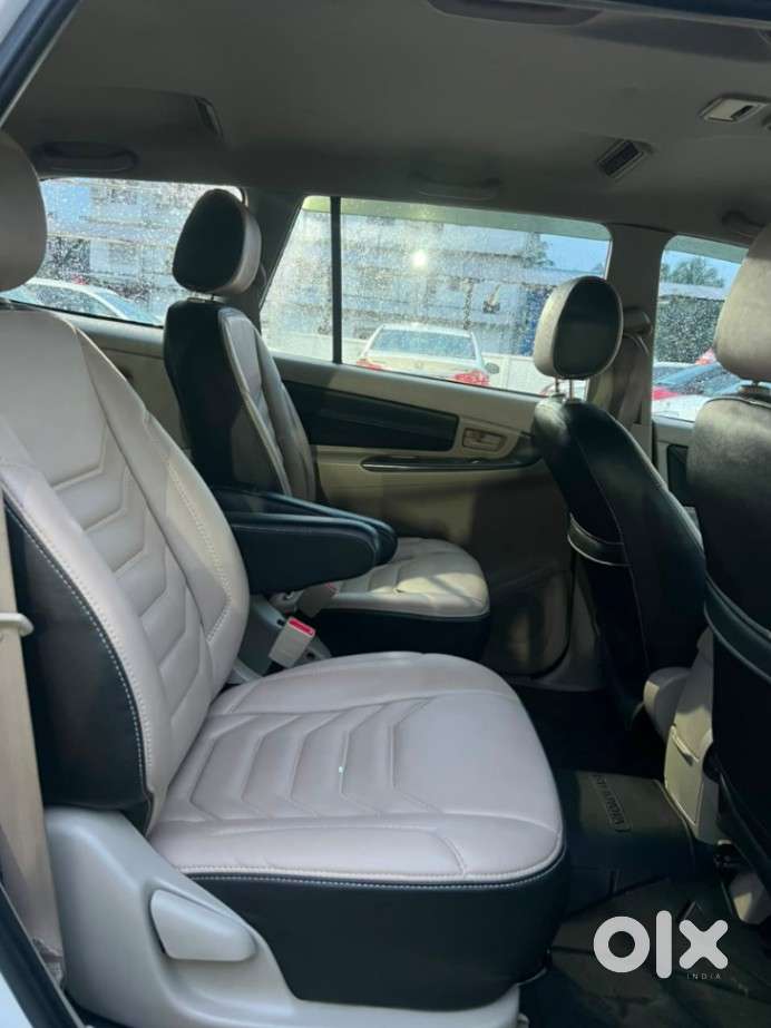 Toyota Innova 2.5 G (diesel) 7 Seater, 2012, Diesel