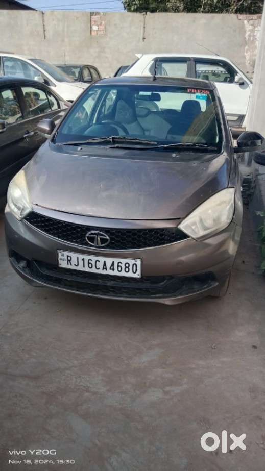 Tata Tiago 1.2 Revotron Xt, 2016, Petrol