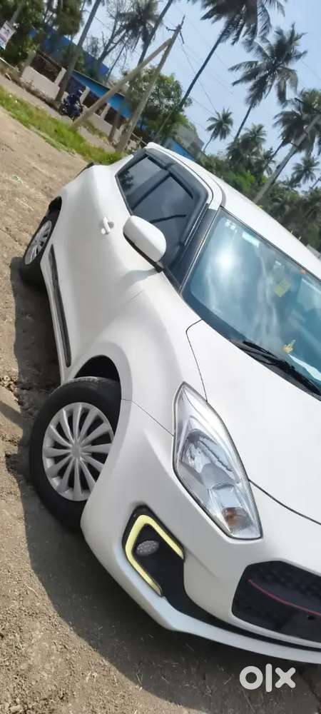 Maruti Suzuki Swift 2021