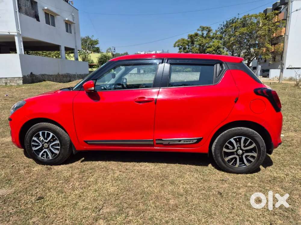 Maruti Suzuki Swift 2023 Petrol 49500 Km Driven