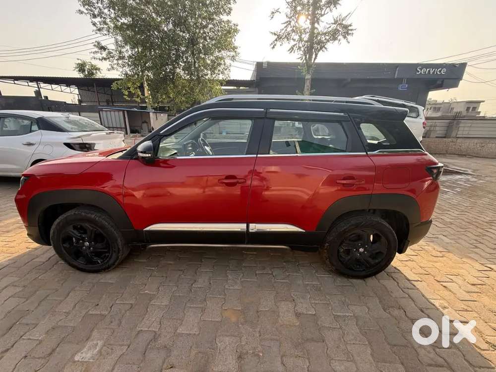 Brezza Zxi Dual Tone Smart Hybrid