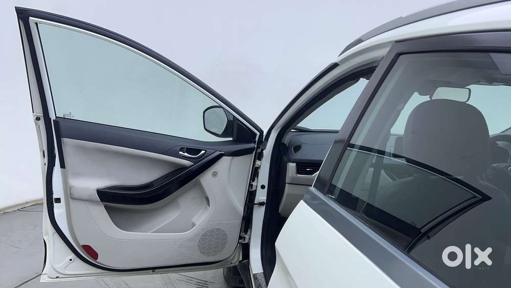 Tata Nexon 1.5 Revotorq Xza Plus S Amt, 2021, Petrol