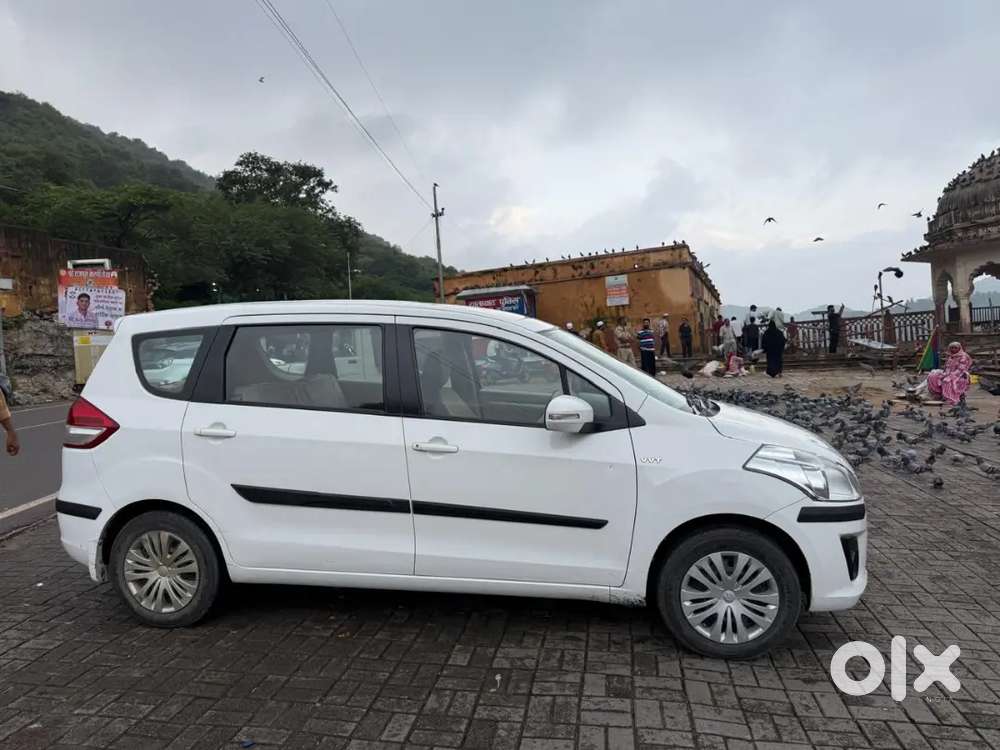 Maruti Suzuki Ertiga 2013 Petrol Well Maintained 49000 Km