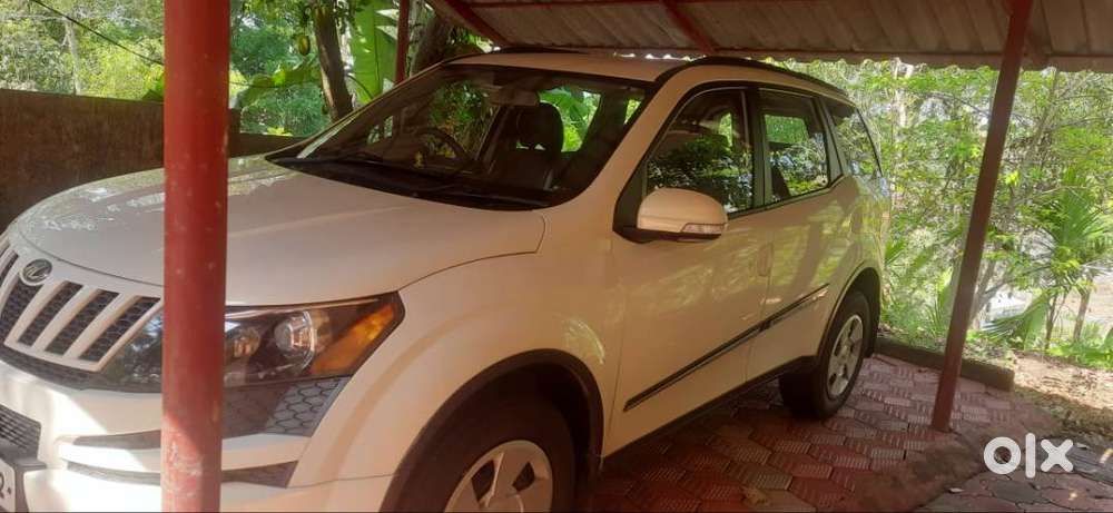 Xuv500 (driven Only 28400 Km) No Accident, Well Maintained