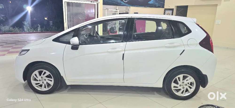 Honda Jazz V Automatic, 2017, Petrol