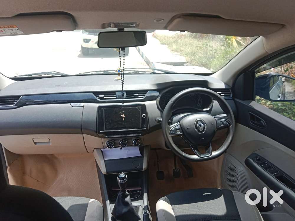 Renault Triber Rxt, 2023, Petrol