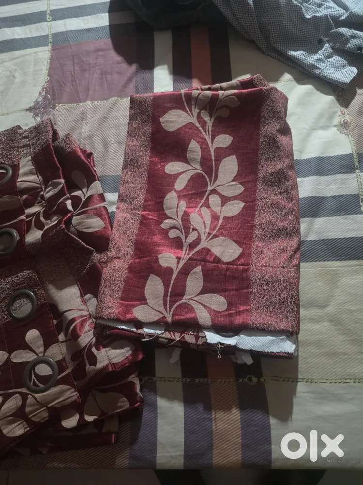 Seven feet curtains only two pieces