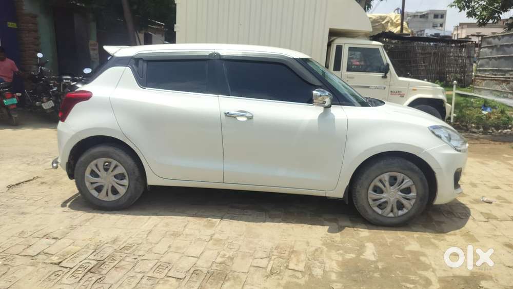 Maruti Suzuki Swift Vvt Vxi, 2021, Petrol