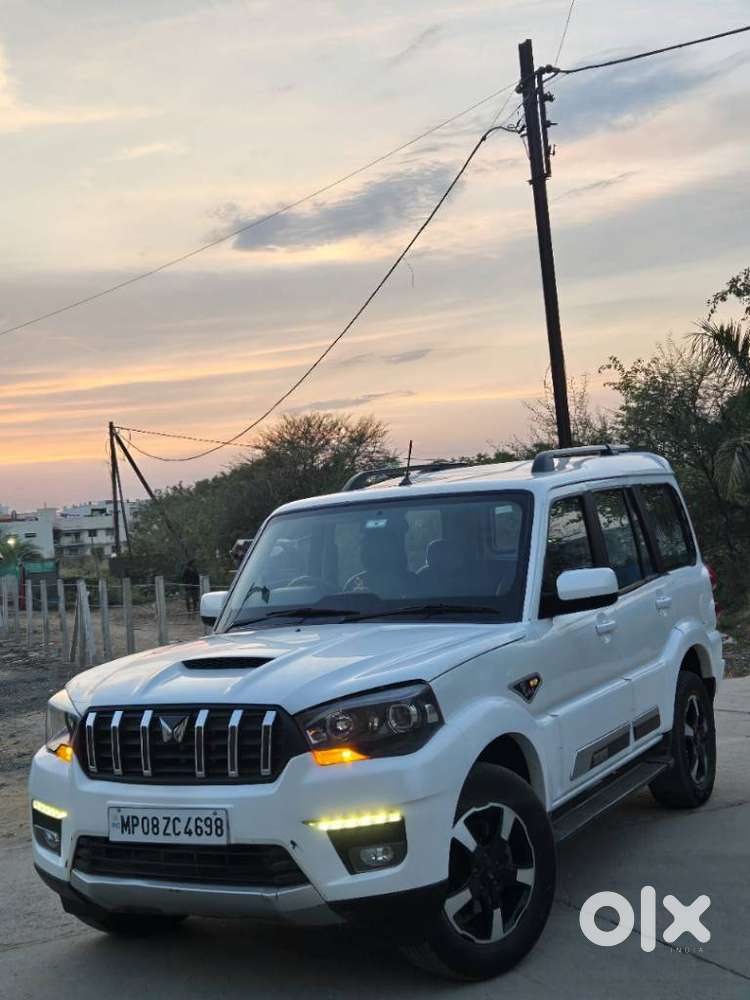 Mahindra Scorpio Classic 2.2 S 11 Mt 7 Str, 2023, Diesel