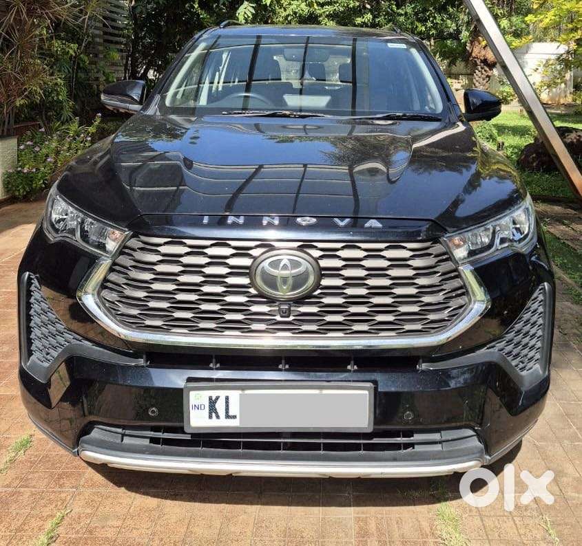 Toyota Innova Hycross 2.0 Vx Hybrid 7 Str, 2023, Petrol