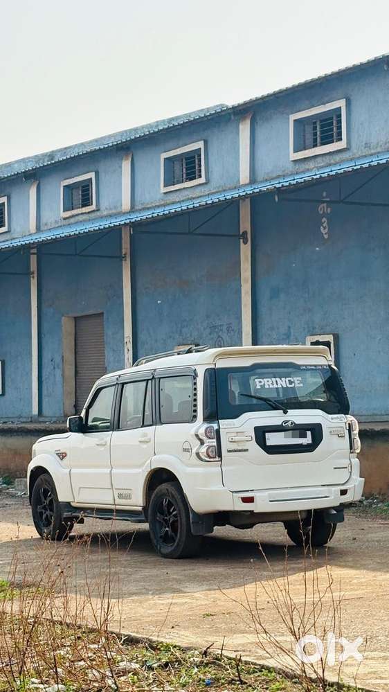 Mahindra Scorpio S10, 2017, Diesel