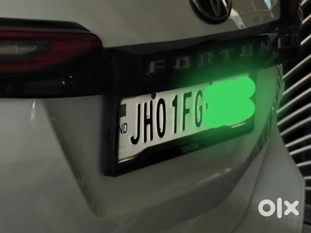Toyota Fortuner Legender 2023