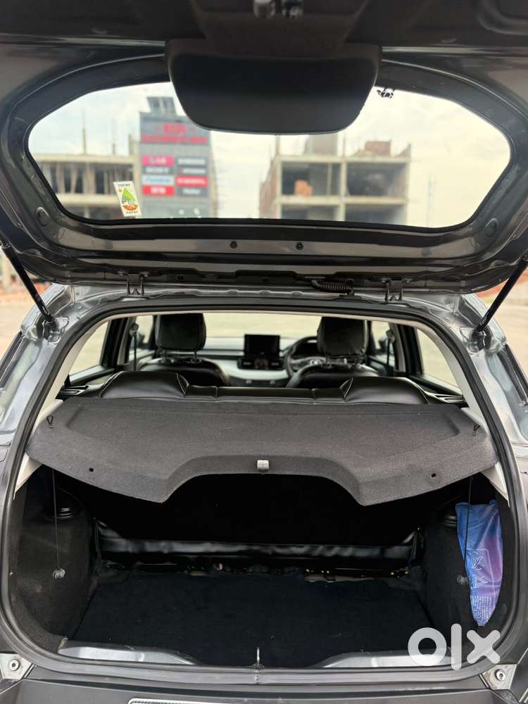 Tata Punch Facelift Pure (o), 2022, Petrol