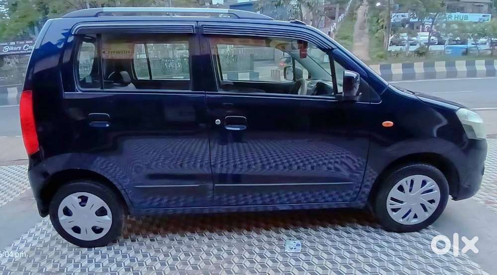 Maruti Suzuki Wagon R 1.0 Vxi (o), 2018, Petrol