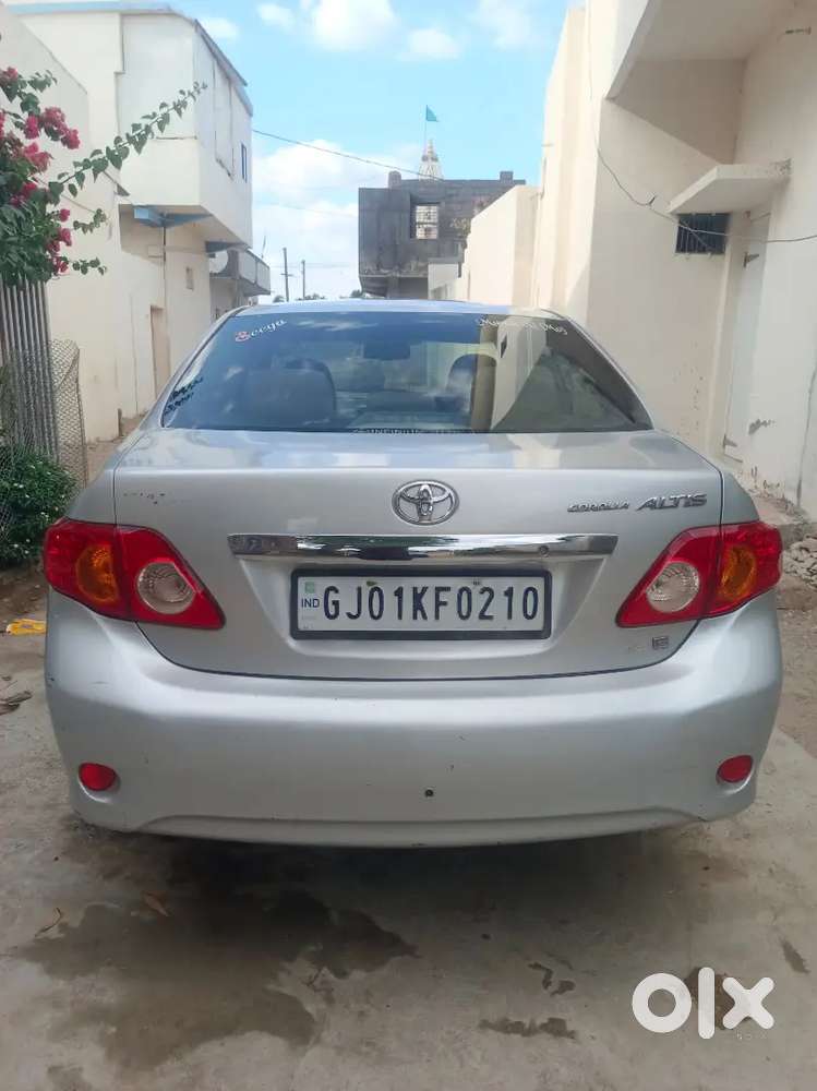 Toyota Corolla Altis Top Model 2010 Cng + Pretol