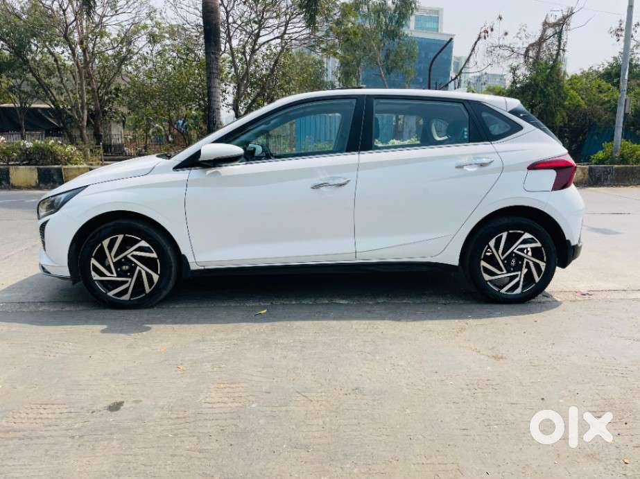 Hyundai I20 Asta (o) 1.2 Ivt, 2024, Petrol