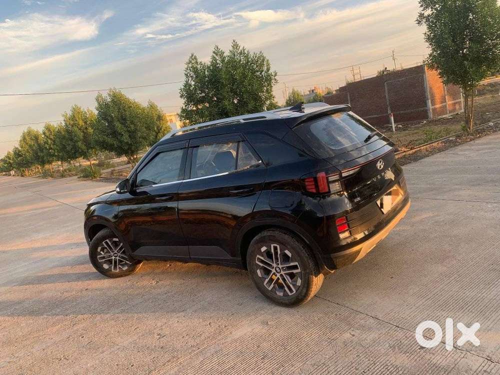 Hyundai Venue Sx Mt, 2023, Diesel