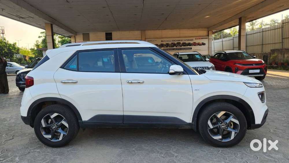 Hyundai Venue Sx Plus Turbo Dct, 2019, Petrol