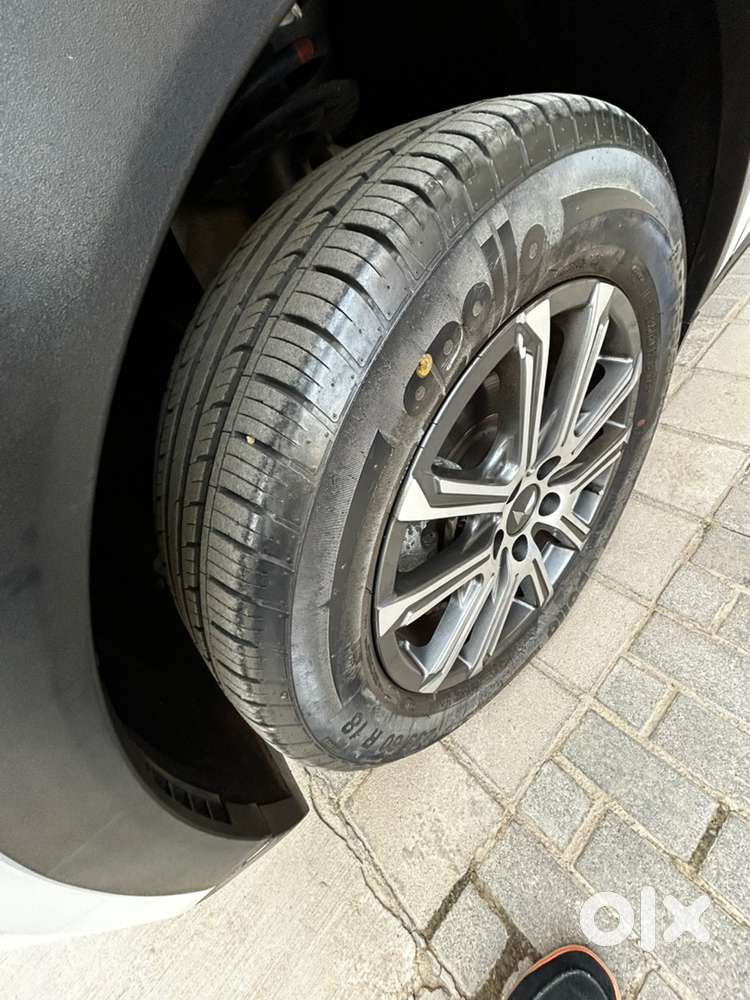Mahindra Xuv700 Ax7 Petrol 2022