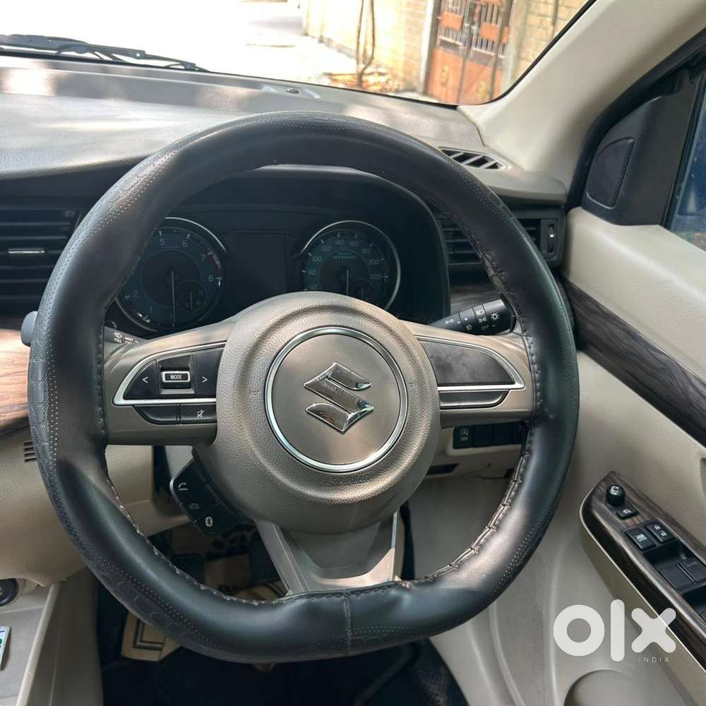 Ertiga Smart Hybrid Zxi