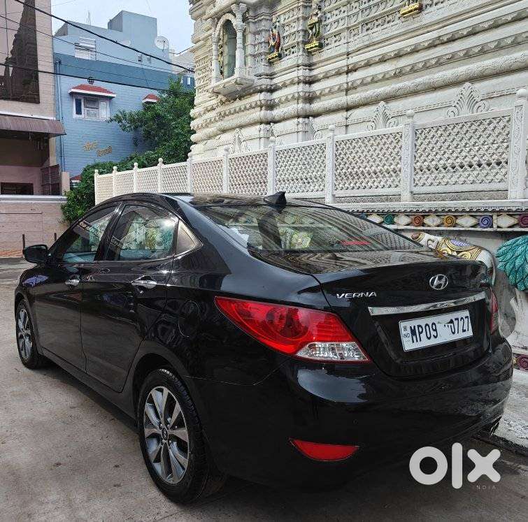 Hyundai Verna Fluidic 1.6 Vtvt Sx Opt, 2014, Petrol
