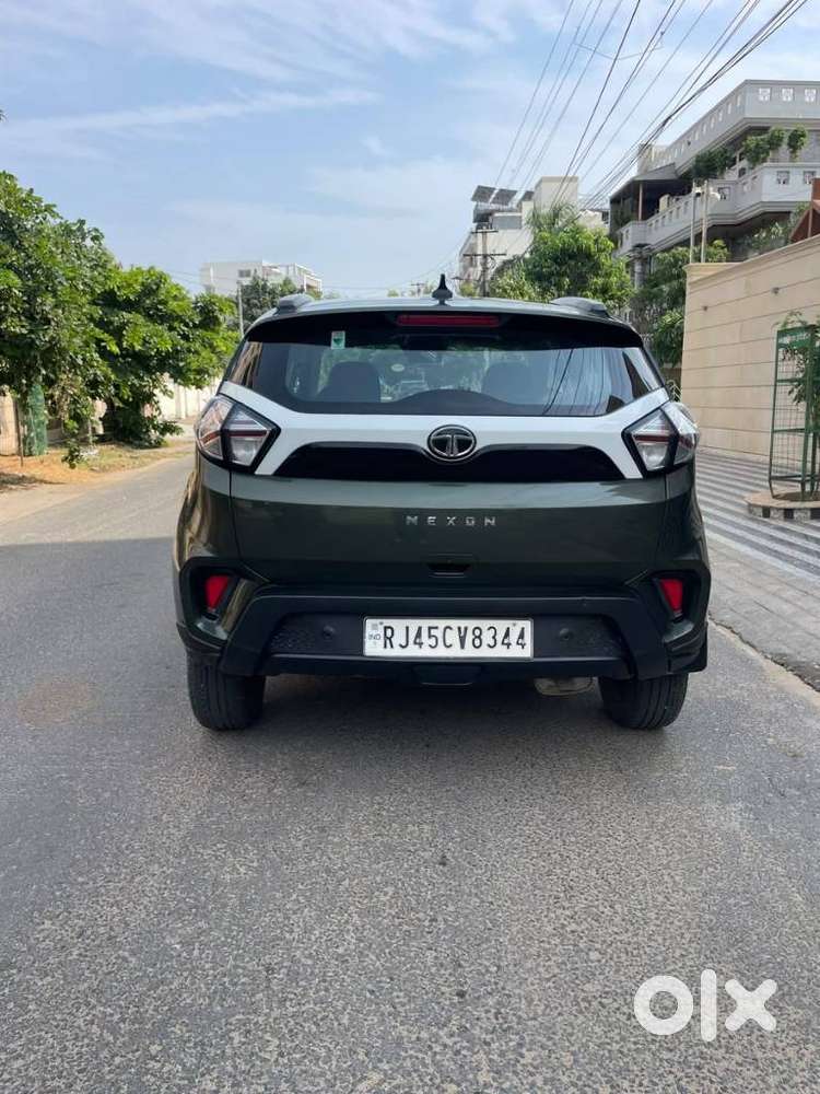 Tata Nexon 1.5 Revotorq Xma Amt (s), 2023, Petrol