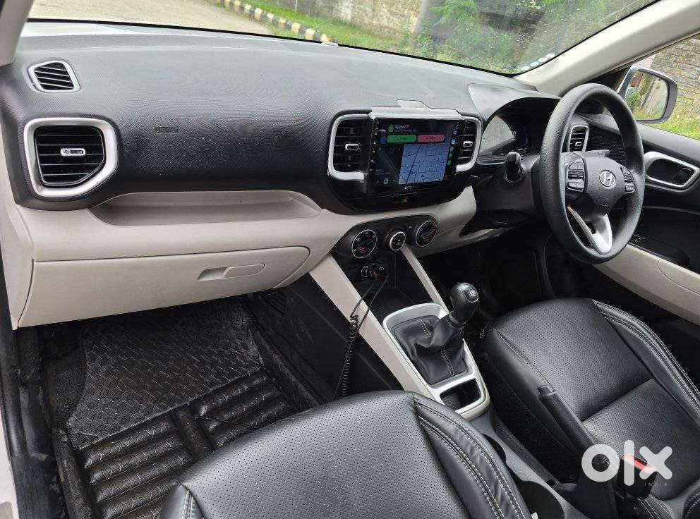 Hyundai Venue S 1.2 Petrol, 2024, Petrol