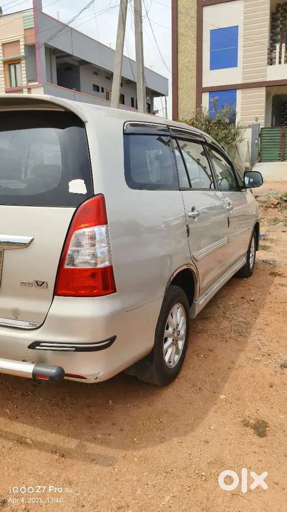 Toyota Innova 2013 Diesel Well Maintained