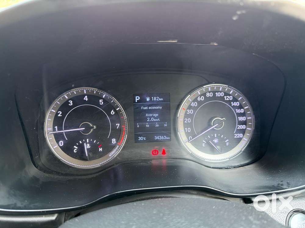 Hyundai Venue 1.0 Sx Turbo Dct, 2020, Petrol