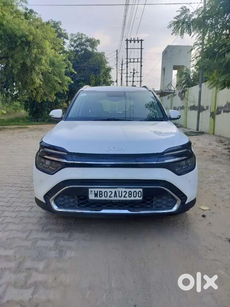 Kia Carens Diesel At 2023 Luxury Plus
