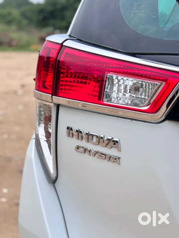 Toyota Innova Crysta, 2025, Diesel
