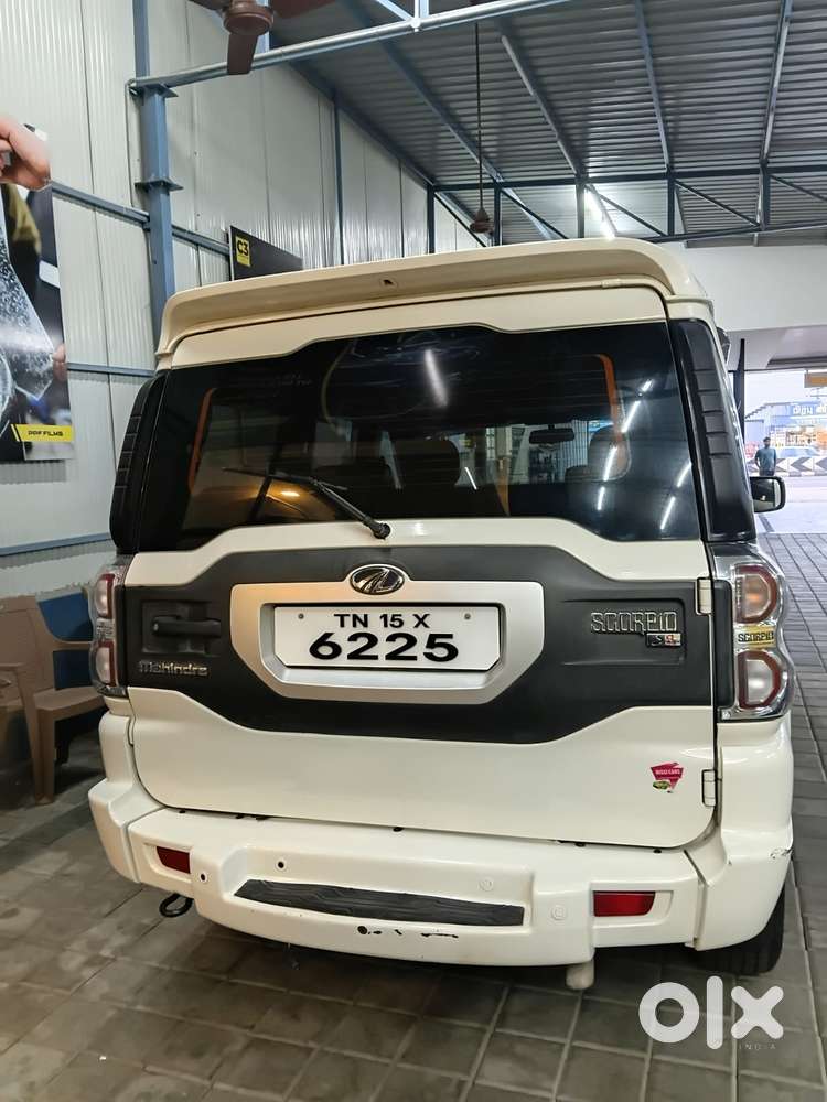 Mahindra Scorpio S8, 2015, Diesel