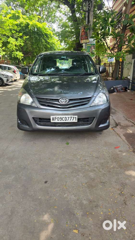 Toyota Innova 2.5 G4 Diesel 7-seater, 2011, Diesel